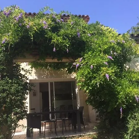 Luckey Homes- Chemin De L'olivet Tatil Evi